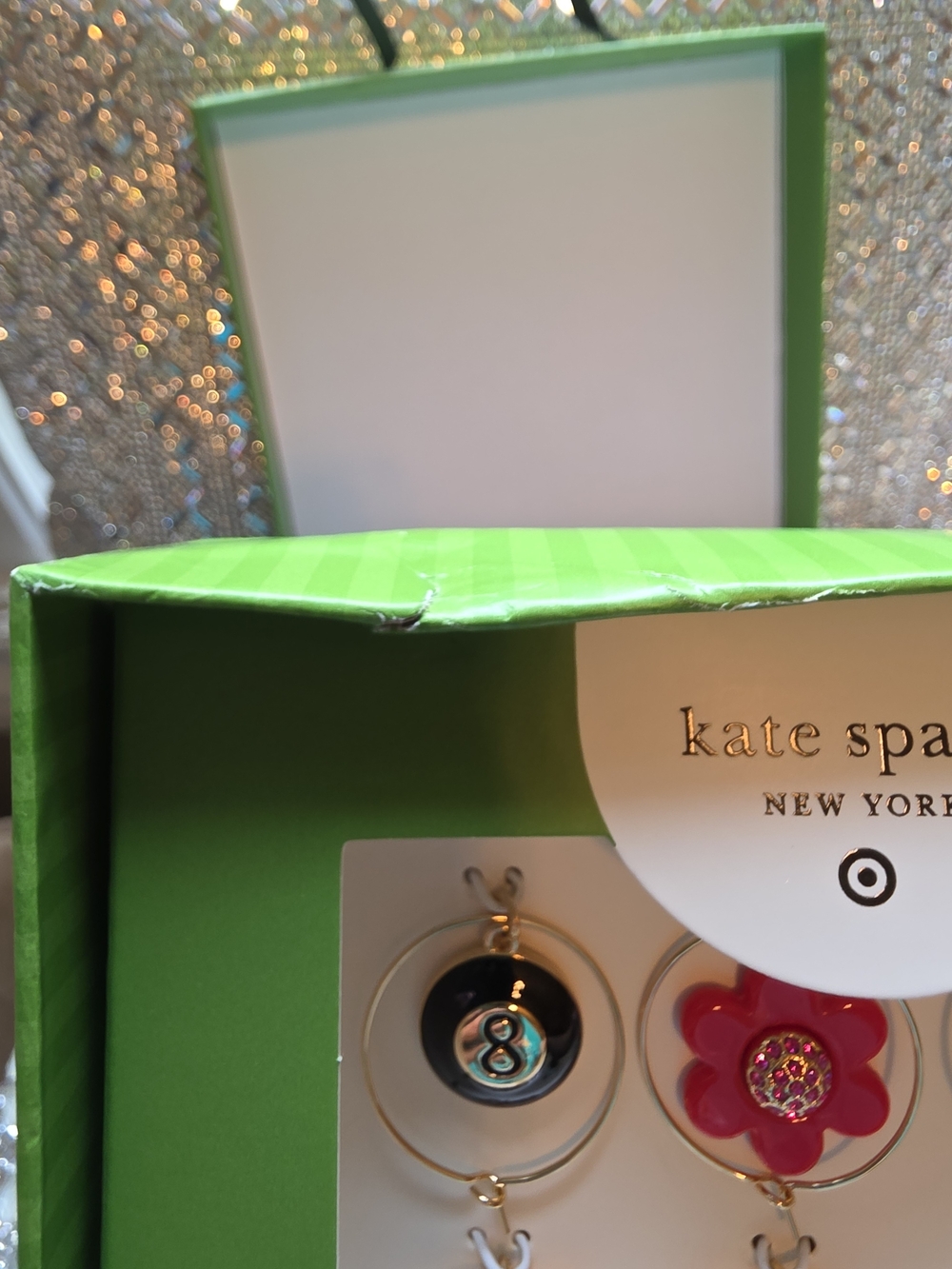 kate spade NWT Limited Edition Wine Charm Set - Green, Red, Black & Gold 6PC - Picture 4 of 4